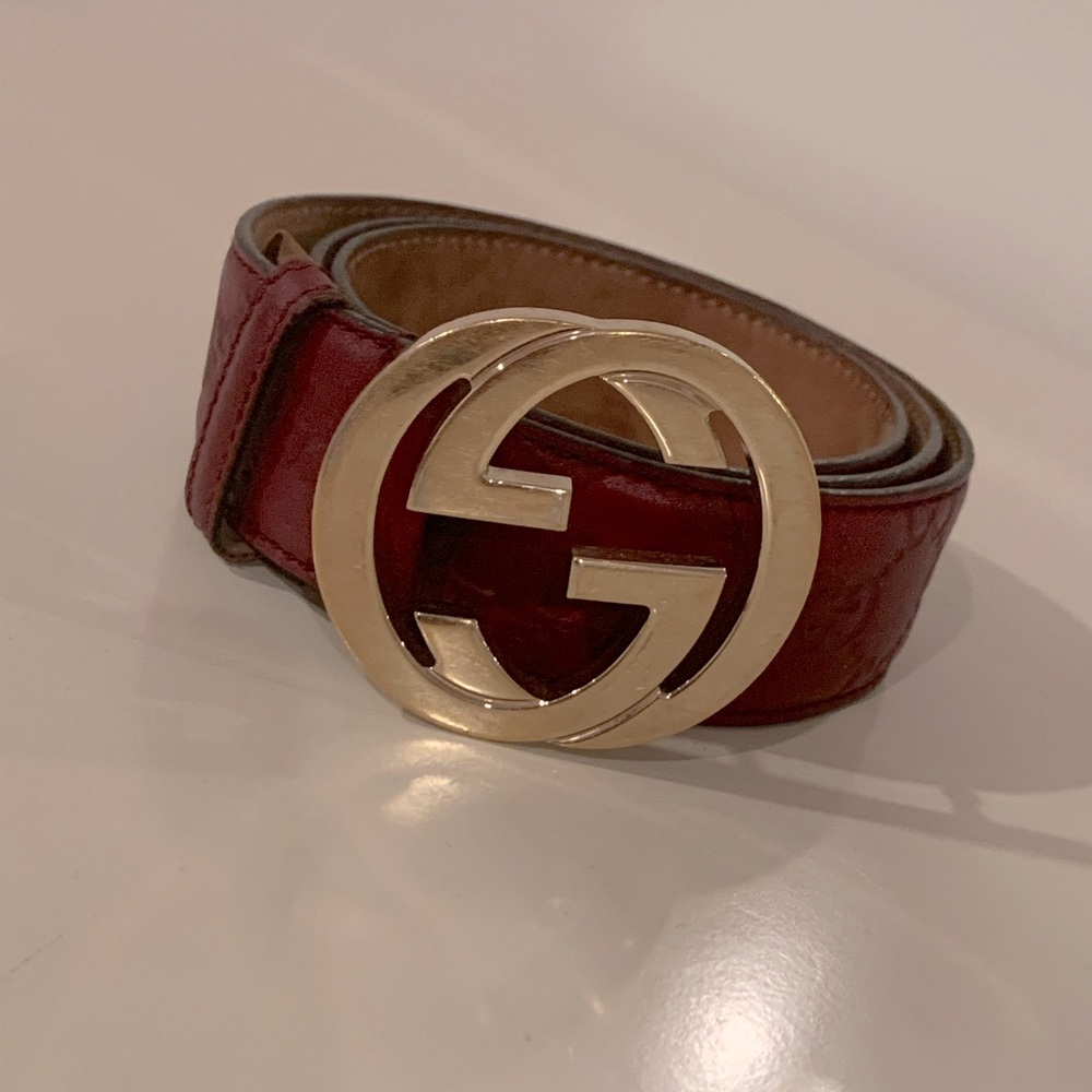 Gucci women’s maroon belt size small/medium